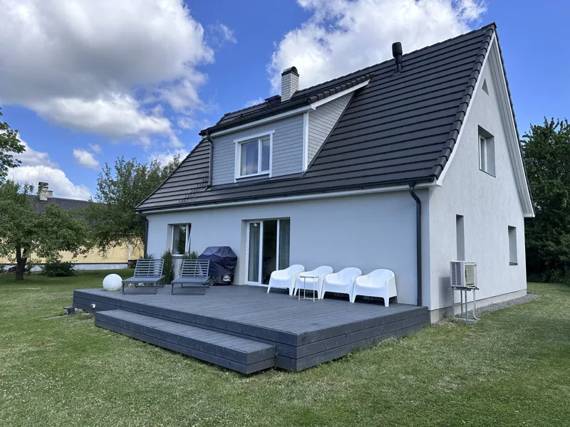Ipu Puhkemaja ja terrass